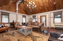 133 Eisenhower Cabin - Image 2