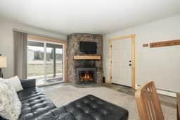 Meadow Ridge Court 8 Unit 6 - Image 5