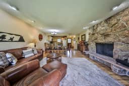 Hi Country Haus Unit 1801 - Image 4