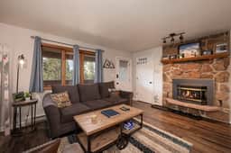 Hi Country Haus Unit 2506 - Image 2