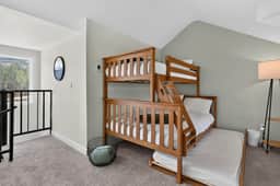 Summit Unit 3305 - Image 5