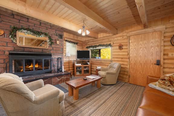 Cabin at Timber Run - Image 3