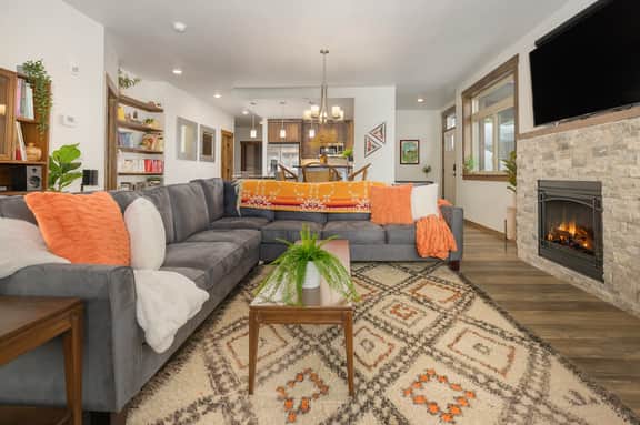 448 Cranmer Unit 103 - Image 2