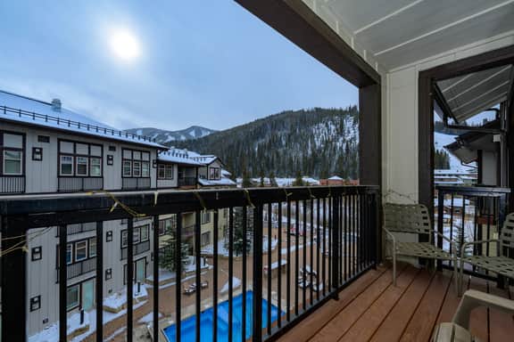 Founders Pointe 4649 - Image 4