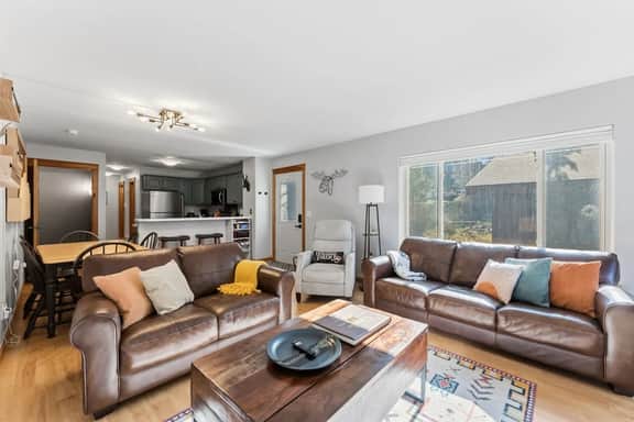 820 Badger Ln - Image 3
