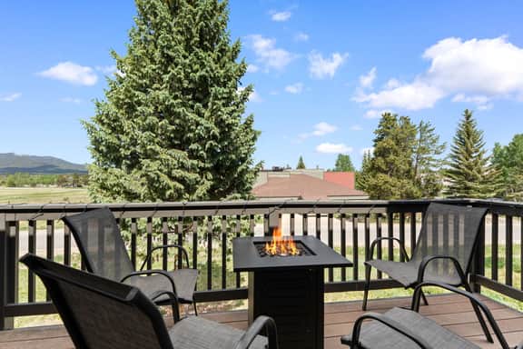 Meadow Ridge Court 18 Unit 11 - Image 3