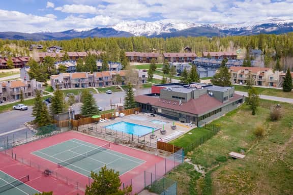Meadow Ridge Court 8 Unit 6 - Image 3