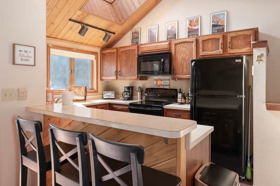 Kings Crossing Townhome 12 - Image 5