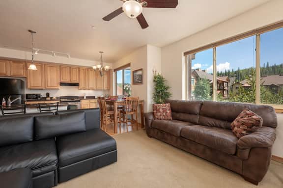 Trailhead Lodges 821 - Image 3