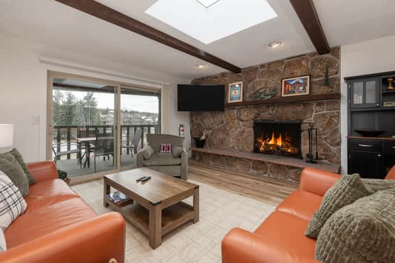 Hi Country Haus Unit 2312 - Image 2