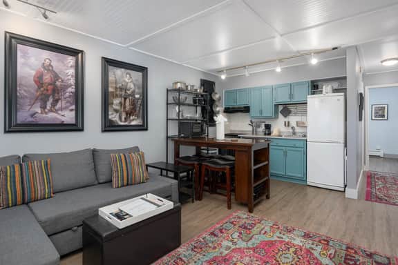 Hi Country Haus Unit 1108 - Image 4