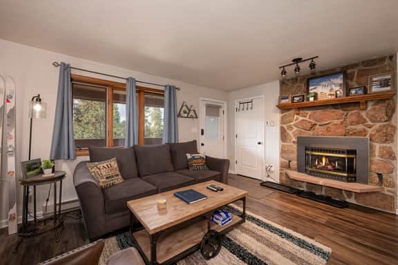 Hi Country Haus Unit 2506 - Image 2