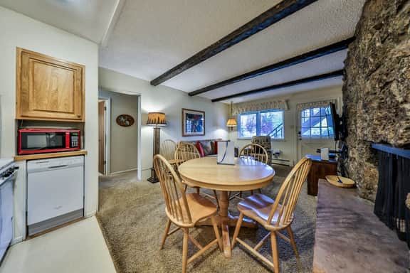 Hi Country Haus Unit 0705 - Image 4