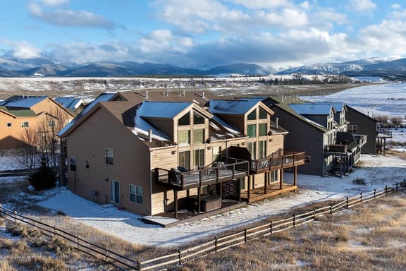 18 Fireweed B1 - Mountain Getaway - Image 1