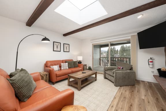 Hi Country Haus Unit 2312 - Image 1