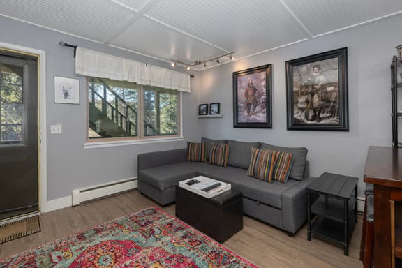 Hi Country Haus Unit 1108 - Image 1
