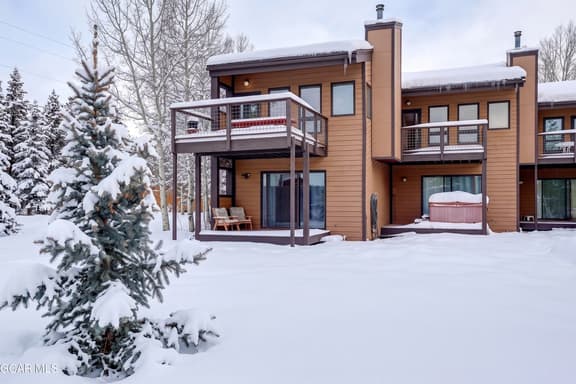 534 Sun River #8 - Image 1