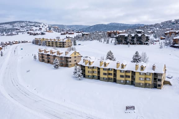 Summit Unit 1103 - Image 1