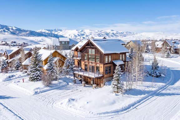 892 Saddle Ridge - Image 1