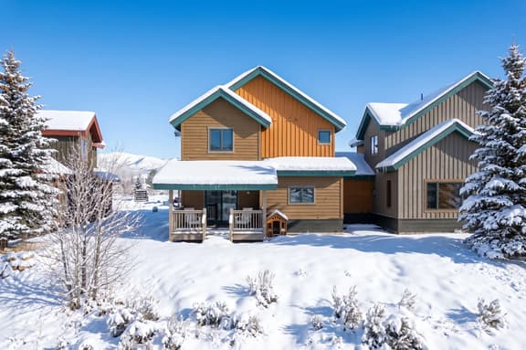 1000 Lupine Lane - Image 1