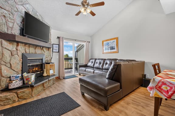 Meadow Ridge Court 20 Unit 14 - Image 1